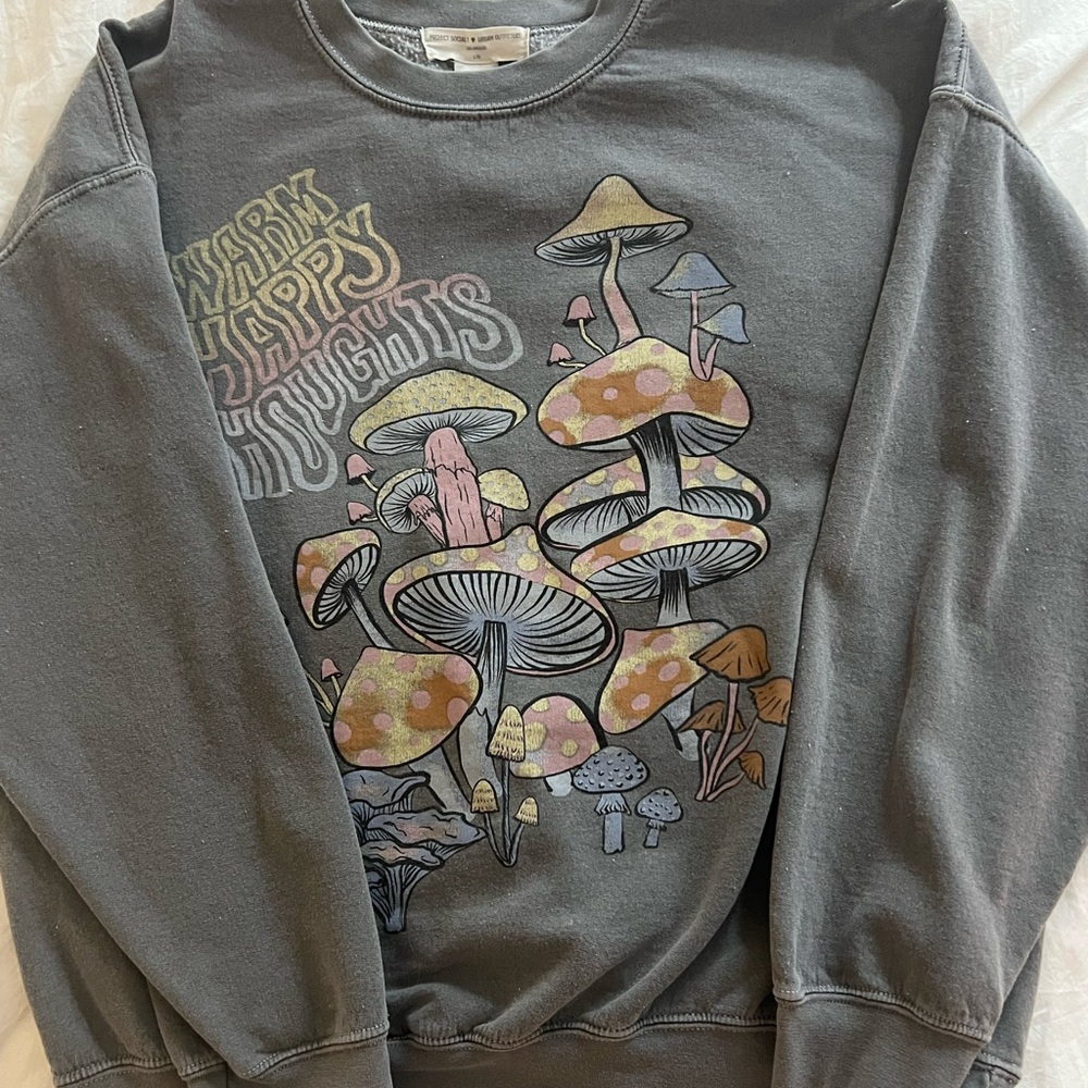 URBAN OUTFITTERS HOODIE